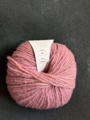 Infinity Design AIR (4622 пыльная роза) 65% бэби альпака, 7% мериносовая шерсть, 28% полиамид 50 гр/150 м